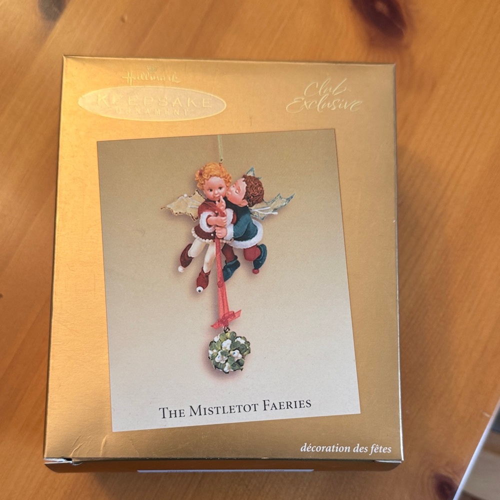 Hallmark Gold and Red Mistletoe Faeries Ornament